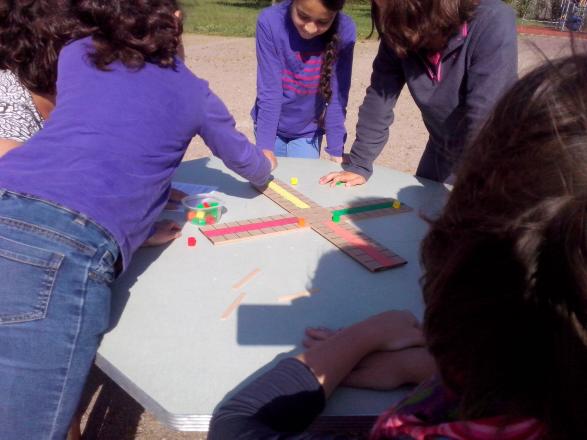 Atelier découverte du jeu traditionnel le pachisi