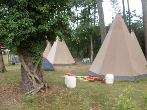 village de tipis à Moustey